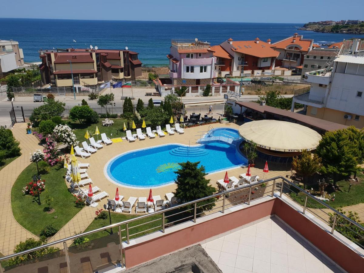Ξενοδοχείο Sunny