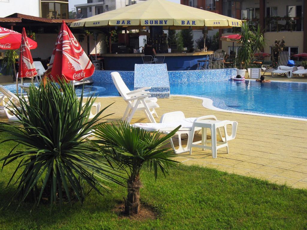 Sunny Hotel