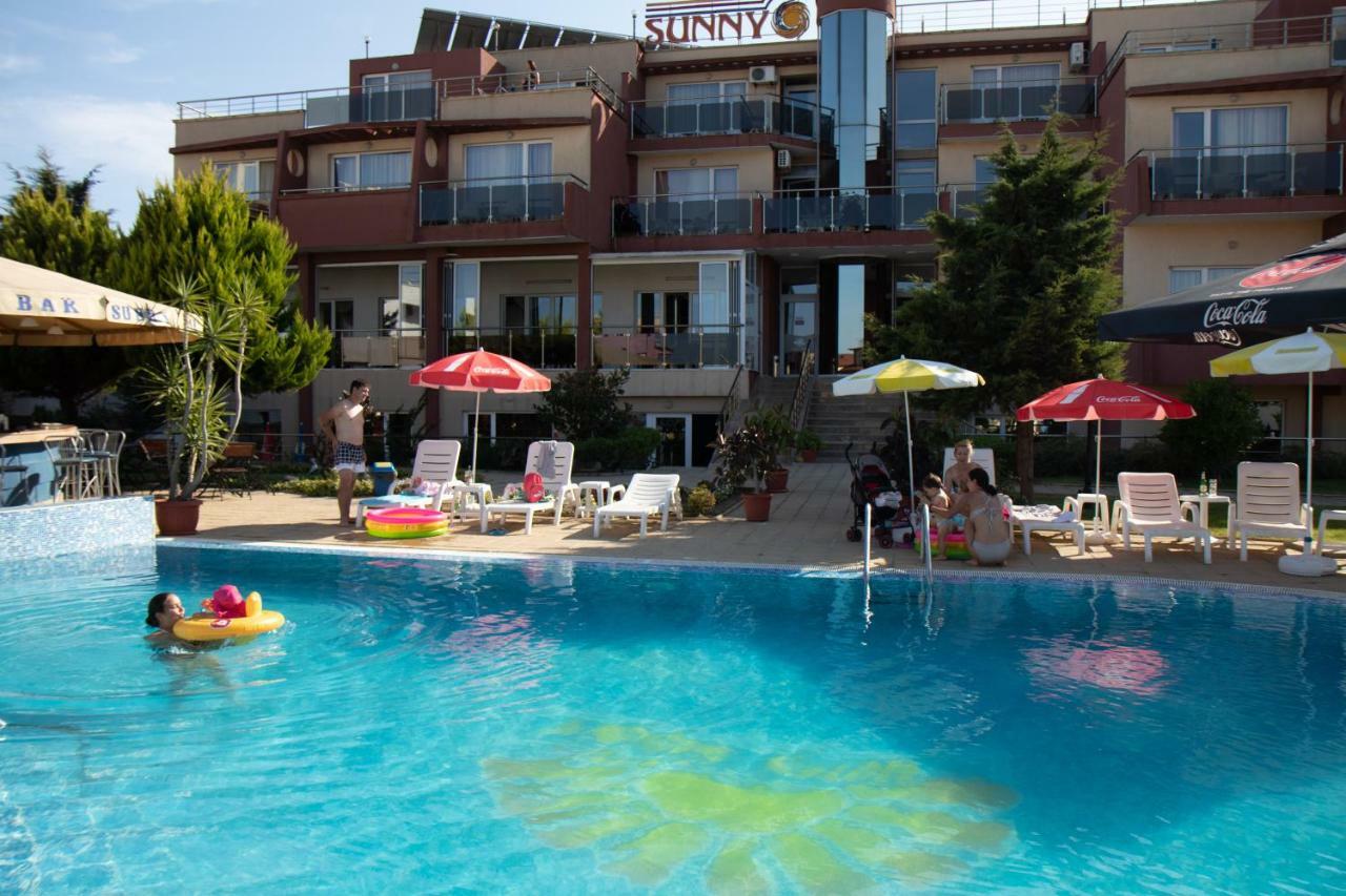 Sunny Hotel 4*