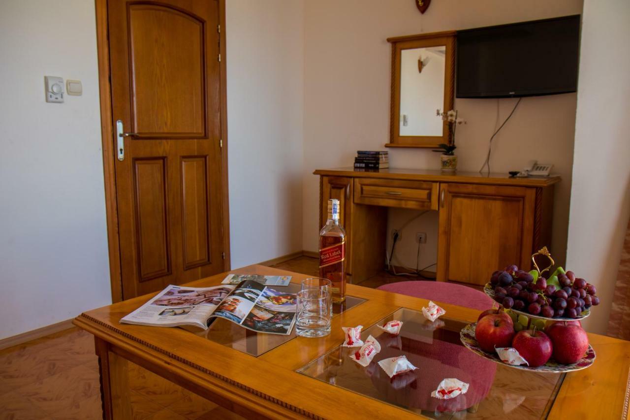 Hotel Sunny 4*
