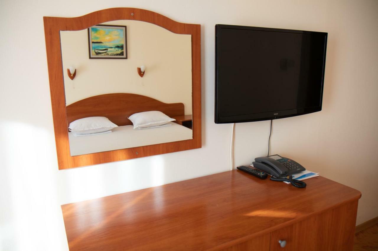 Hotel Sunny