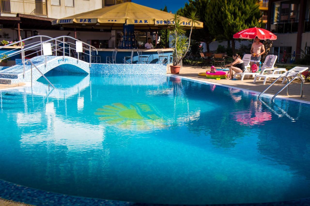 Sunny Hotel 4*